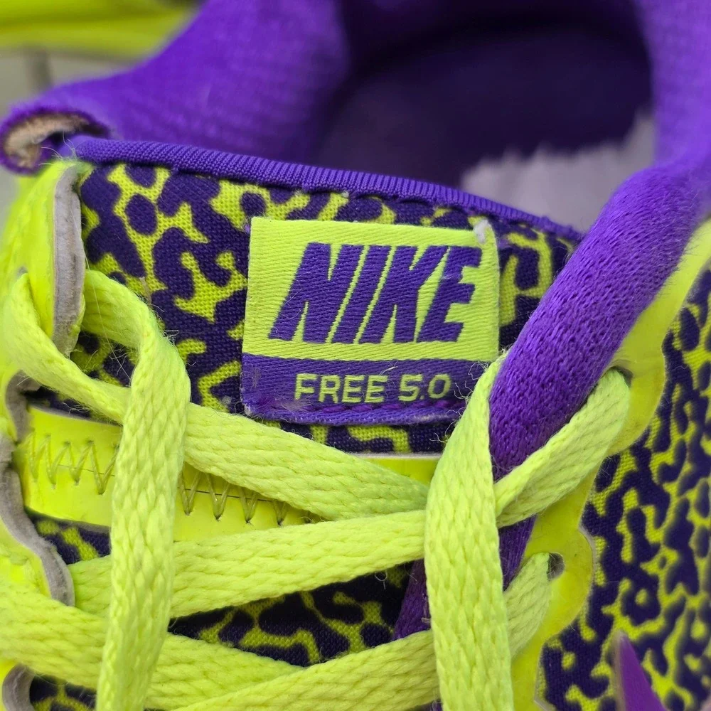 Nike Free 5.0 Running Shoes Mens 10 Volt Purple Safari Print 580590-708 Athletic